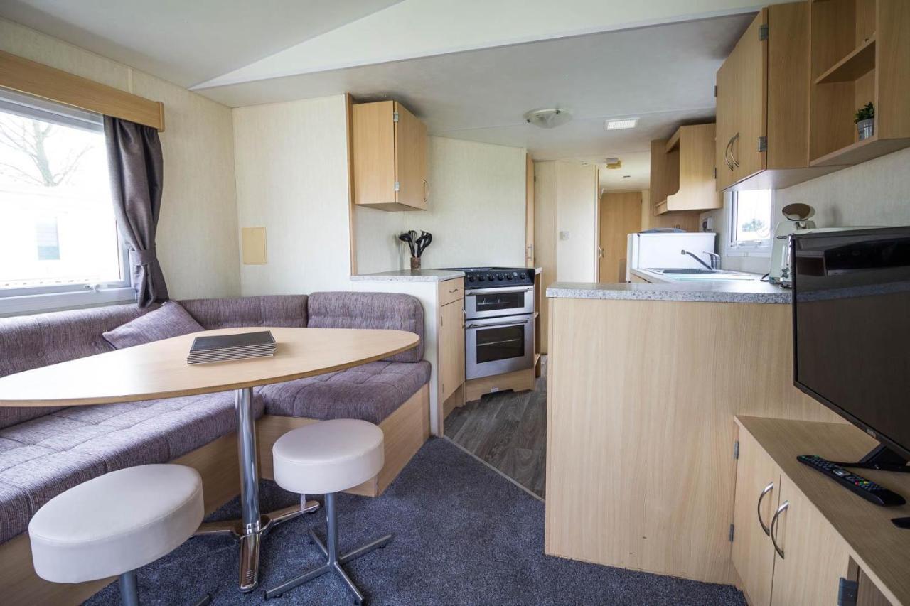 Lovely 8 Berth Caravan At Southview Holiday Park In Skegness Ref 33061C Hotel Екстериор снимка