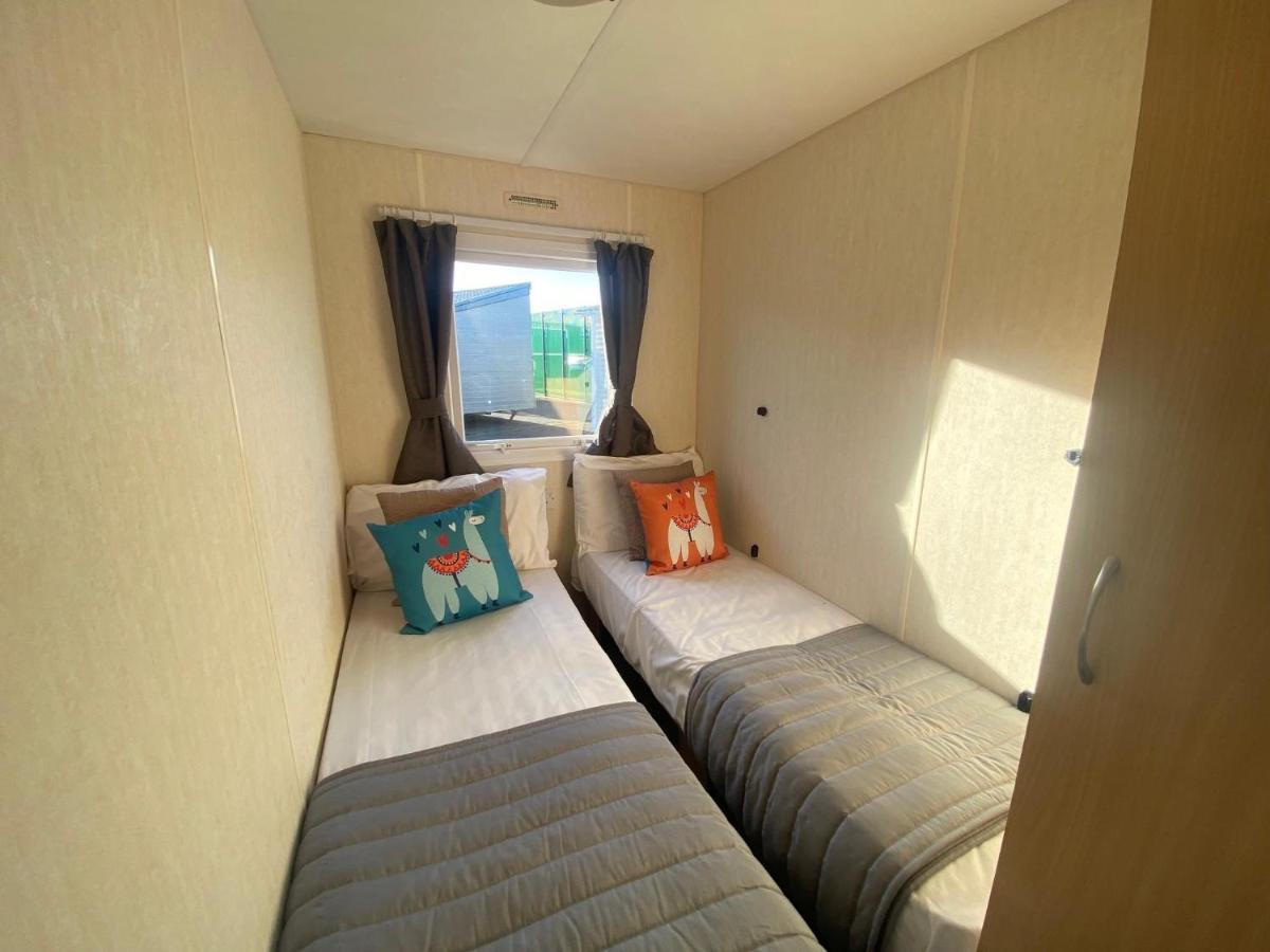 Lovely 8 Berth Caravan At Southview Holiday Park In Skegness Ref 33061C Hotel Екстериор снимка